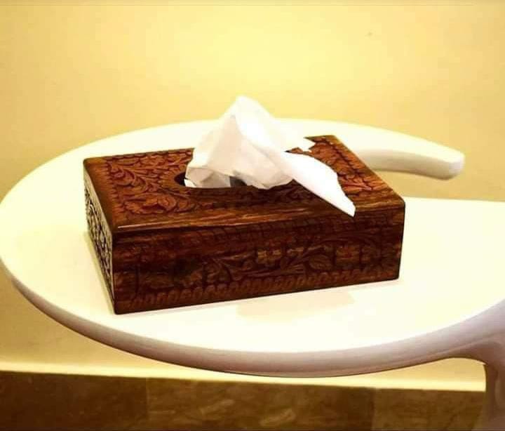 Artisan Shesham Wood Tissue Holder – Modern Rustic Table Decor